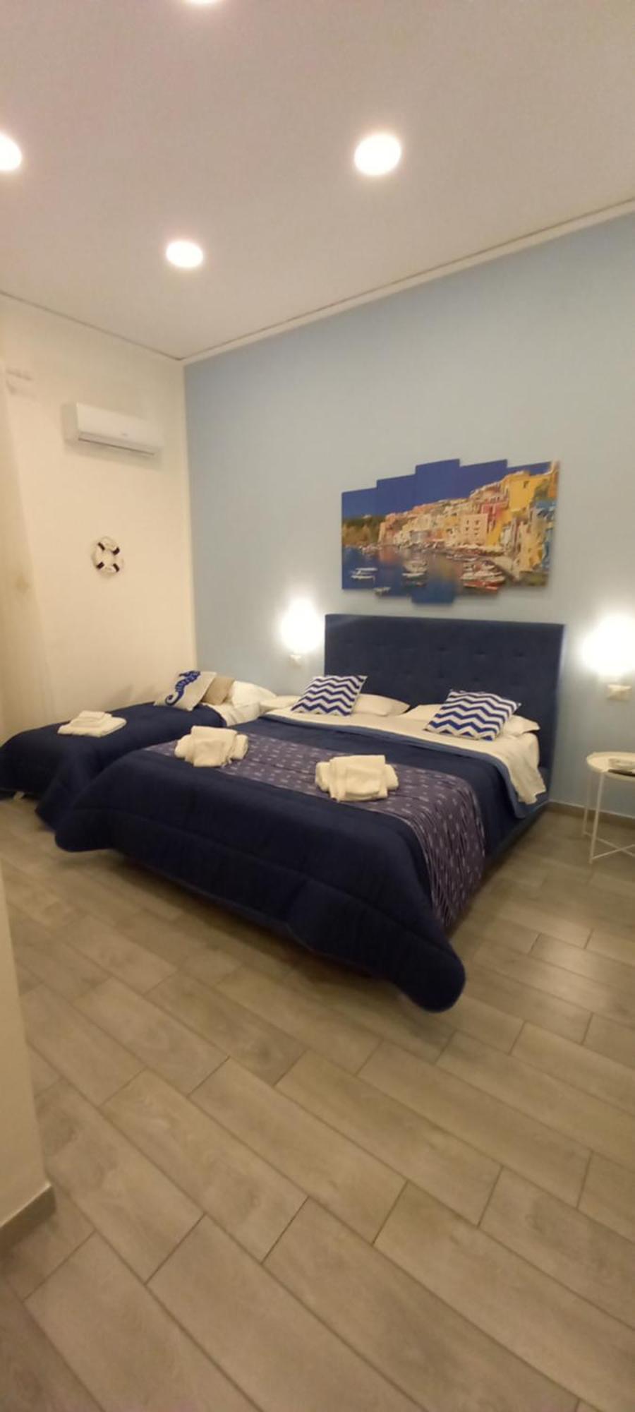 Benincasaroom Napels Kamer foto